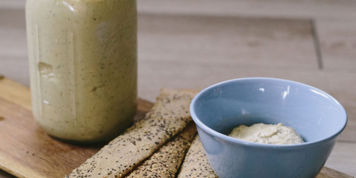 Never buy hummus again, 3 ingredients to make your own